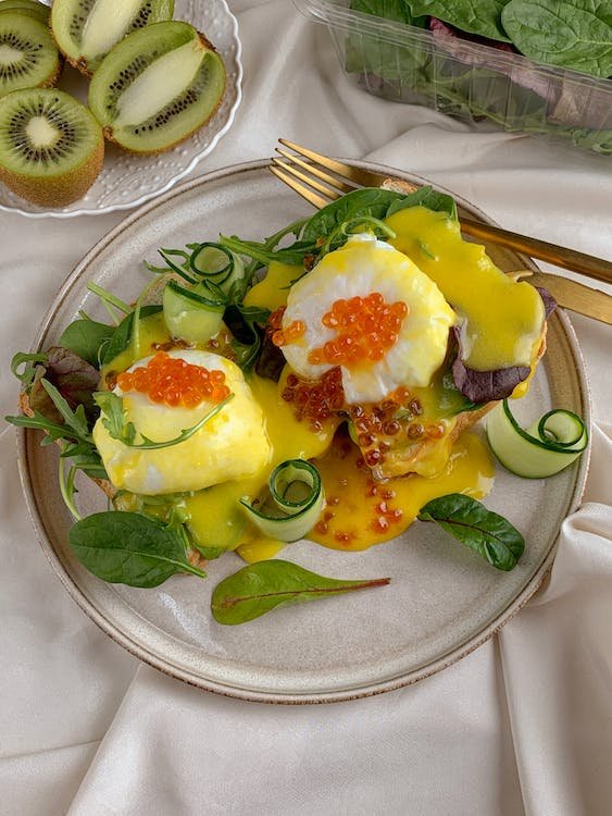 Scrambled Eggs with Spinach and Feta Cheese