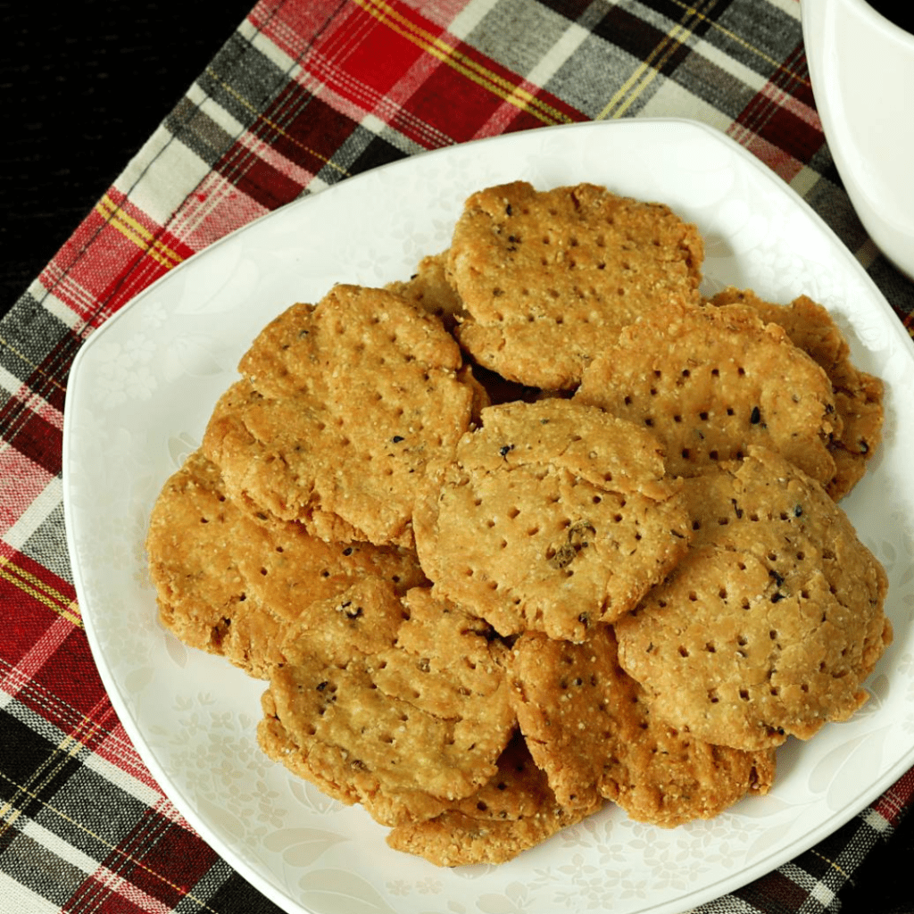 Baked Mathri | High Protein Indian Snacks