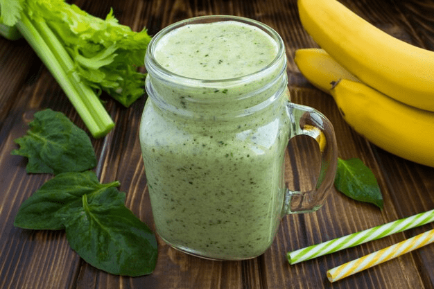 DIY Workout Drinks That Cost Less Than Rs 40! 6 Banana and Spinach Smoothie | DIY Pre Workout Drinks